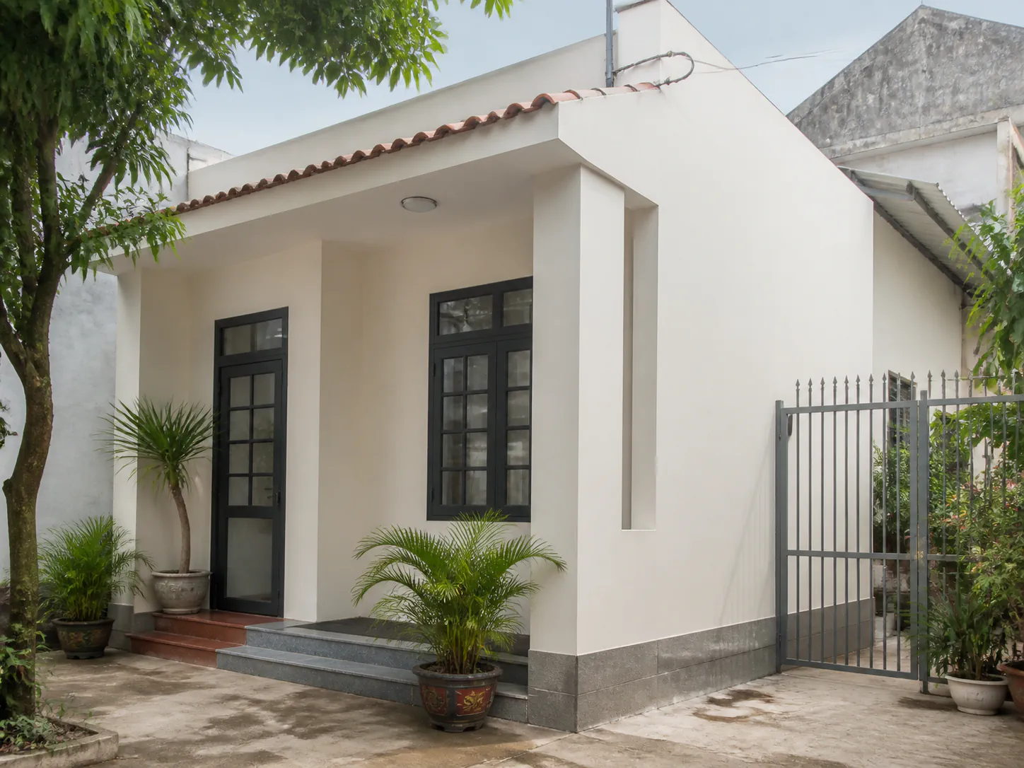 Sản phẩm LBE — Sơn ngoại thất đẹp trong không gian ngoại thất